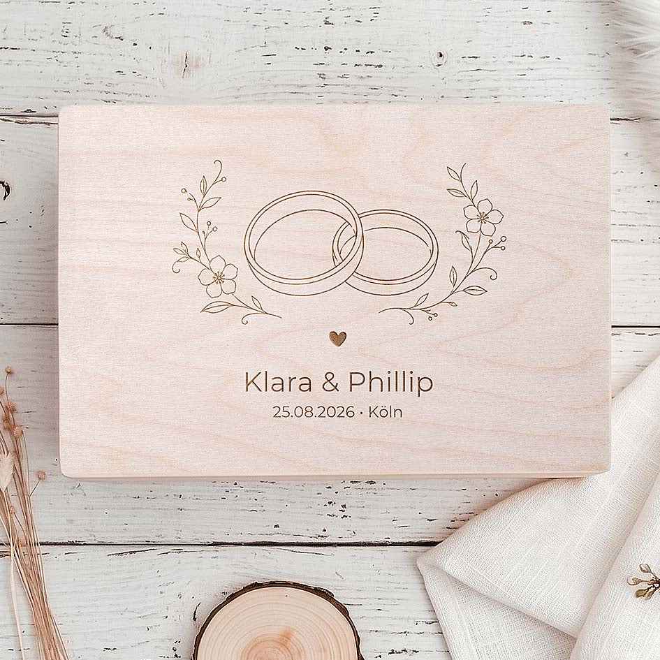 Holzkiste zur Hochzeit